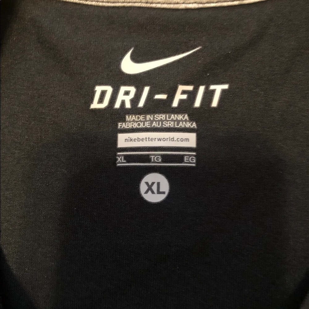 Nike dri-fit mens tshirt - Picture 4 of 4